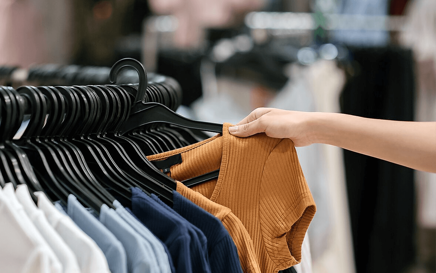 Apparel & Fashion category